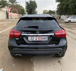 مرسيدس بنز GLA